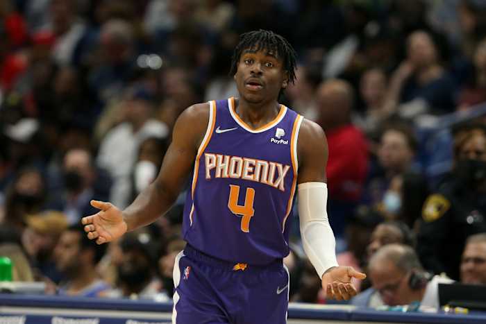 Phoenix Suns guard Aaron Holiday (4) gestures after being called for a foul in the second half against the New Orleans Pelicans at the Smoothie King Center.